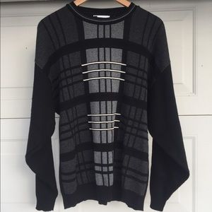 Bachrach sweater size Large in excellent shape.